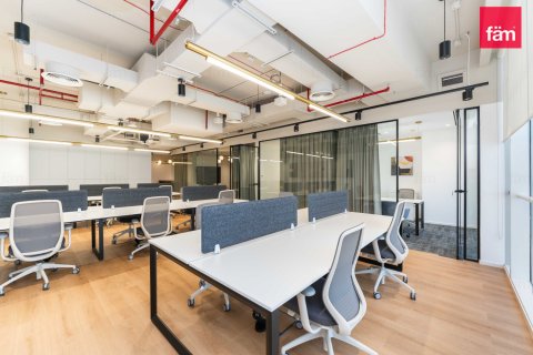 Office de 147m² en Sheikh Zayed Road, UAE No. 159849 11