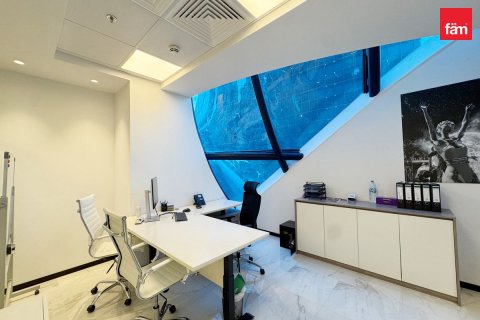 248m² Office in Business Bay, UAE No. 215758 11