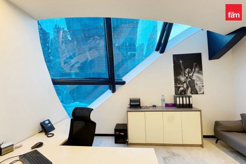 248m² Office in Business Bay, UAE No. 215758 7