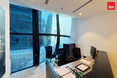 248m² Office in Business Bay, UAE No. 215758 15
