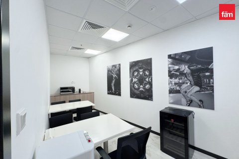 248m² Office in Business Bay, UAE No. 215758 21