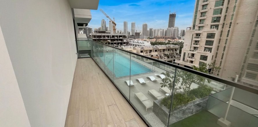 2 bedrooms Apartment in Dubai, UAE No. 222362