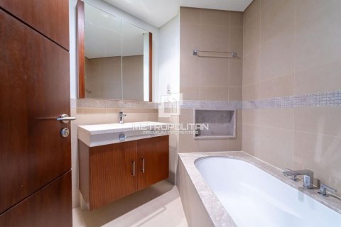 2 bedrooms Apartment in Burj Vista, UAE No. 130302 17