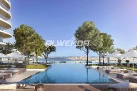 1 bedroom Apartment in EMAAR Beachfront, UAE No. 4284 7