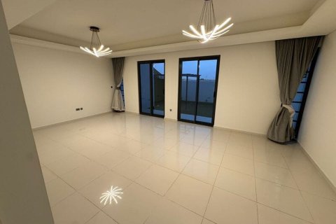 Таунхаус с 5 спальнями в DAMAC Hills (Akoya by DAMAC), ОАЭ №169003 18