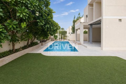3 bedrooms Villa in Meadows, UAE No. 223109 18