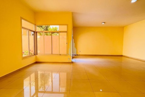 5 غرفة نوم  فيلا في Muroor Area, الإمارات العربية المتحدة رقم 77339 6