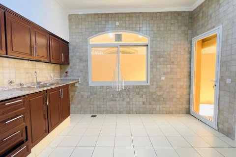 5 غرفة نوم  فيلا في Muroor Area, الإمارات العربية المتحدة رقم 77339 22