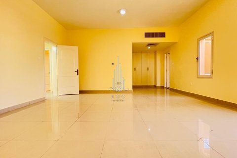 5 غرفة نوم  فيلا في Muroor Area, الإمارات العربية المتحدة رقم 77339 15