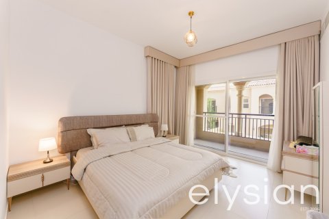 3 bedrooms Villa in Bella Casa, UAE No. 64675 9