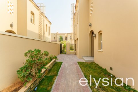 3 bedrooms Villa in Bella Casa, UAE No. 64675 19