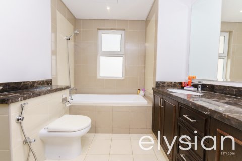 3 bedrooms Villa in Bella Casa, UAE No. 64675 11
