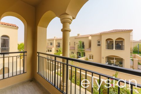 3 bedrooms Villa in Bella Casa, UAE No. 64675 18