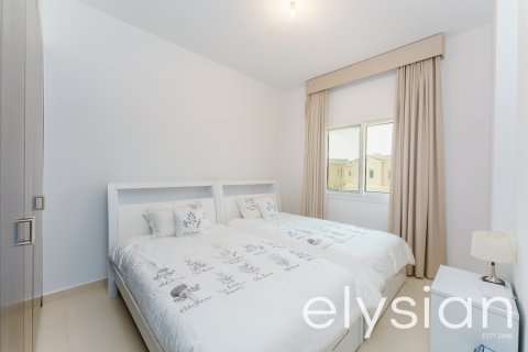 3 bedrooms Villa in Bella Casa, UAE No. 64675 12