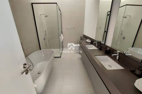 6 bedrooms Villa in Tilal City, UAE No. 10882 6