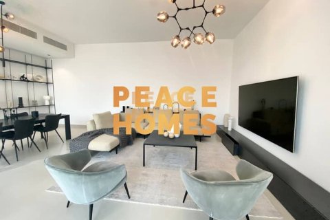 6 bedrooms Villa in Tilal City, UAE No. 10882 16