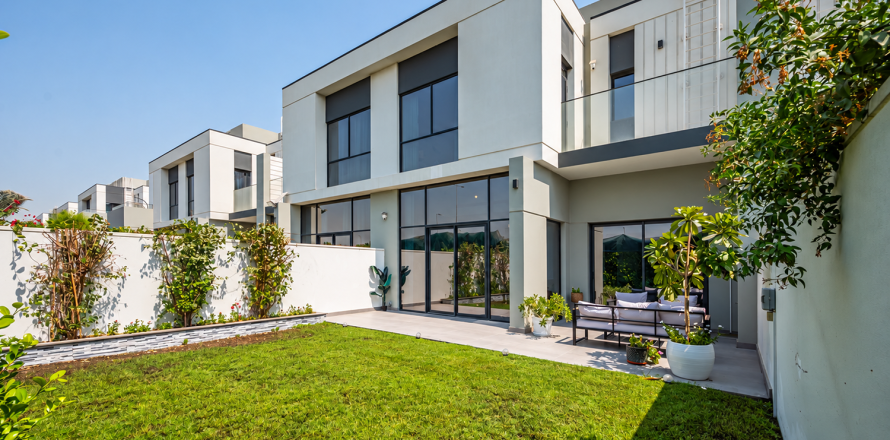 Townhouse de 3 dormitorios en Al Furjan, UAE No. 221696