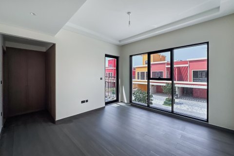 Townhouse de 4 dormitorios en Damac Lagoons, UAE No. 221688 6