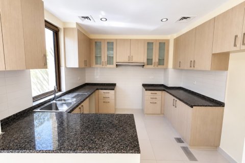 4 bedrooms Townhouse in Dubai, UAE No. 224510 18