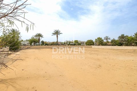 2605.74m² Land in Sector E, UAE No. 225211 9