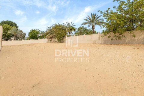 2605.74m² Land in Sector E, UAE No. 225211 15