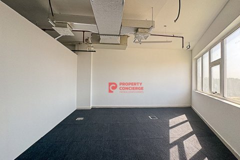 Office de 162m² en Dubai Investment Park, UAE No. 39637 8