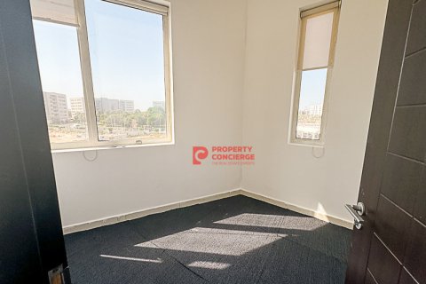 Office de 162m² en Dubai Investment Park, UAE No. 39637 11