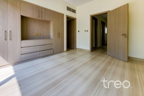 Townhouse de 4 dormitorios en DAMAC Hills (Akoya by DAMAC), UAE No. 225038 14