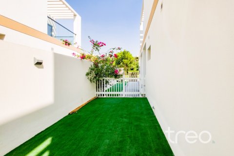 Townhouse de 4 dormitorios en DAMAC Hills (Akoya by DAMAC), UAE No. 225038 7
