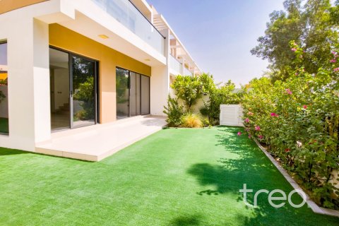 Townhouse de 4 dormitorios en DAMAC Hills (Akoya by DAMAC), UAE No. 225038 9