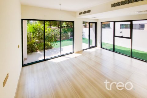 Townhouse de 4 dormitorios en DAMAC Hills (Akoya by DAMAC), UAE No. 225038 21