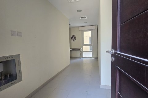 3 bedrooms Townhouse in Ras Al Khaimah, UAE No. 184057 4