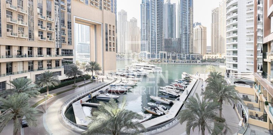 5 bedrooms Penthouse in Dubai Marina, UAE No. 212355