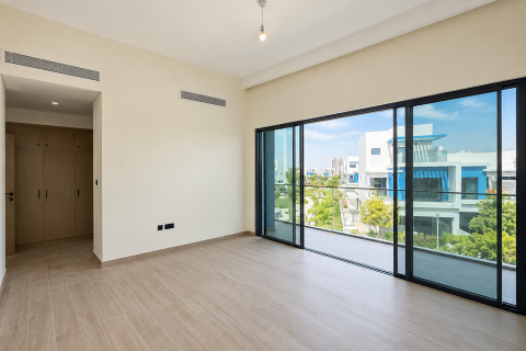 Villa de 6 dormitorios en Damac Lagoons, UAE No. 221203 9