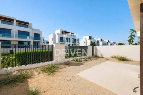 Townhouse de 4 dormitorios en The Valley, UAE No. 214963 23