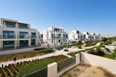 Townhouse de 4 dormitorios en The Valley, UAE No. 214963 21