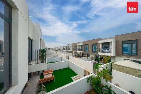 Villa de 4 dormitorios en Dubai, UAE No. 213891 5