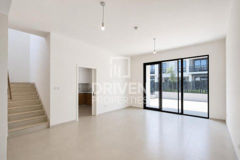 Townhouse de 3 dormitorios en Jebel Ali, UAE No. 215063 4