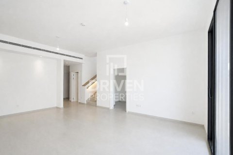 Townhouse de 3 dormitorios en Jebel Ali, UAE No. 215063