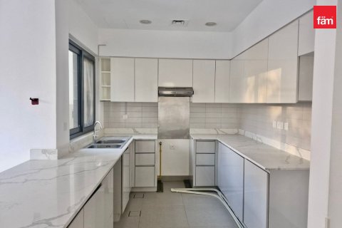 Villa de 4 chambres à Dubai Hills Estate, UAE No. 222219 4