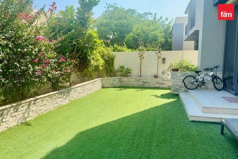 Villa de 4 chambres à Dubai Hills Estate, UAE No. 222219 5