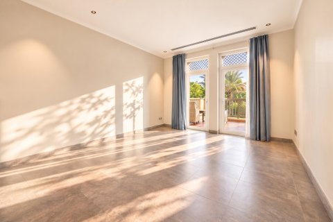 Villa de 5 chambres à Jumeirah Islands, UAE No. 224588 12