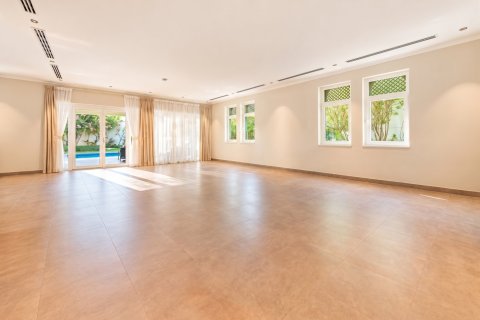 Villa de 5 chambres à Jumeirah Islands, UAE No. 224588 3