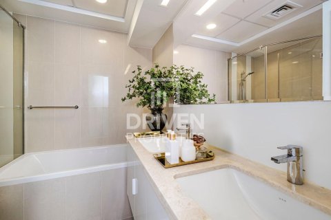 2 bedrooms Apartment in Bellevue Towers, UAE No. 212869 12
