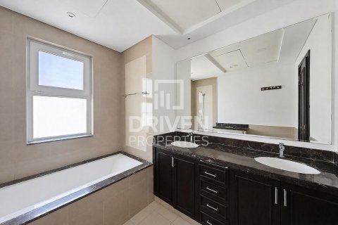 Villa de 3 dormitorios en Bella Casa, UAE No. 223182 21