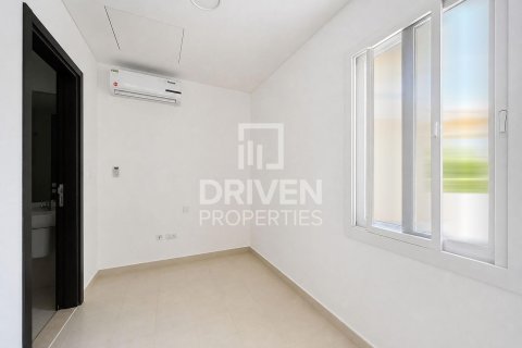 Villa de 3 dormitorios en Bella Casa, UAE No. 223182 4