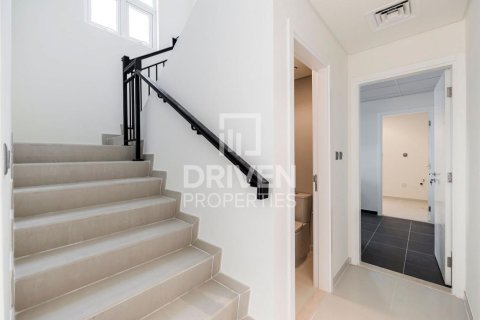 3 bedrooms Townhouse in Dubai, UAE No. 221324 15