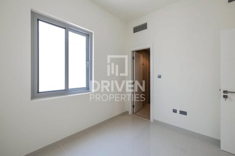 3 bedrooms Townhouse in Dubai, UAE No. 221324 12