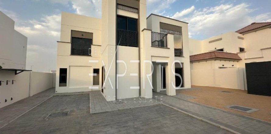 4 bedrooms Villa in Al Shamkha, UAE No. 225073