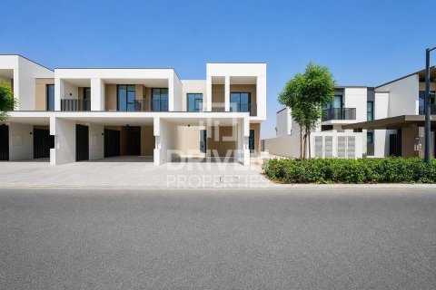 Townhouse de 4 dormitorios en Arabian Ranches 3, UAE No. 214993
